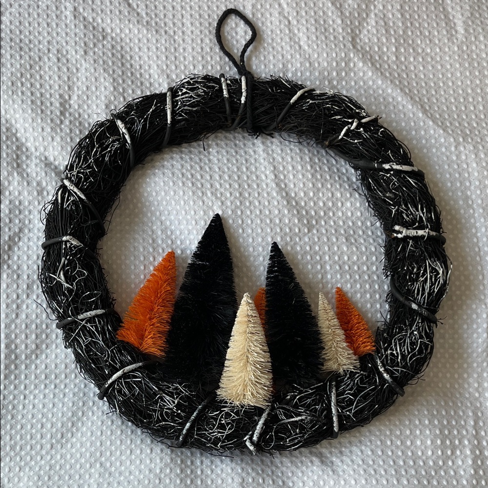 1Black and Orange Holiday Wreath 15 inch diameter 1-268